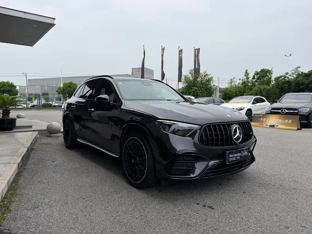 Mercedes-Benz GLC AMG 2025 — фото 2