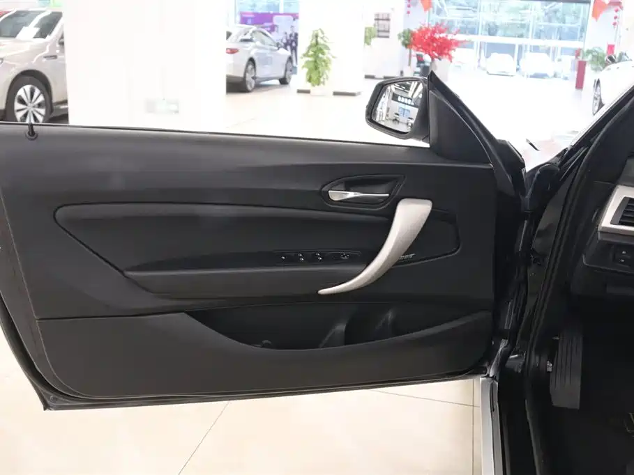 BMW 2 Series 2017 — фото 11