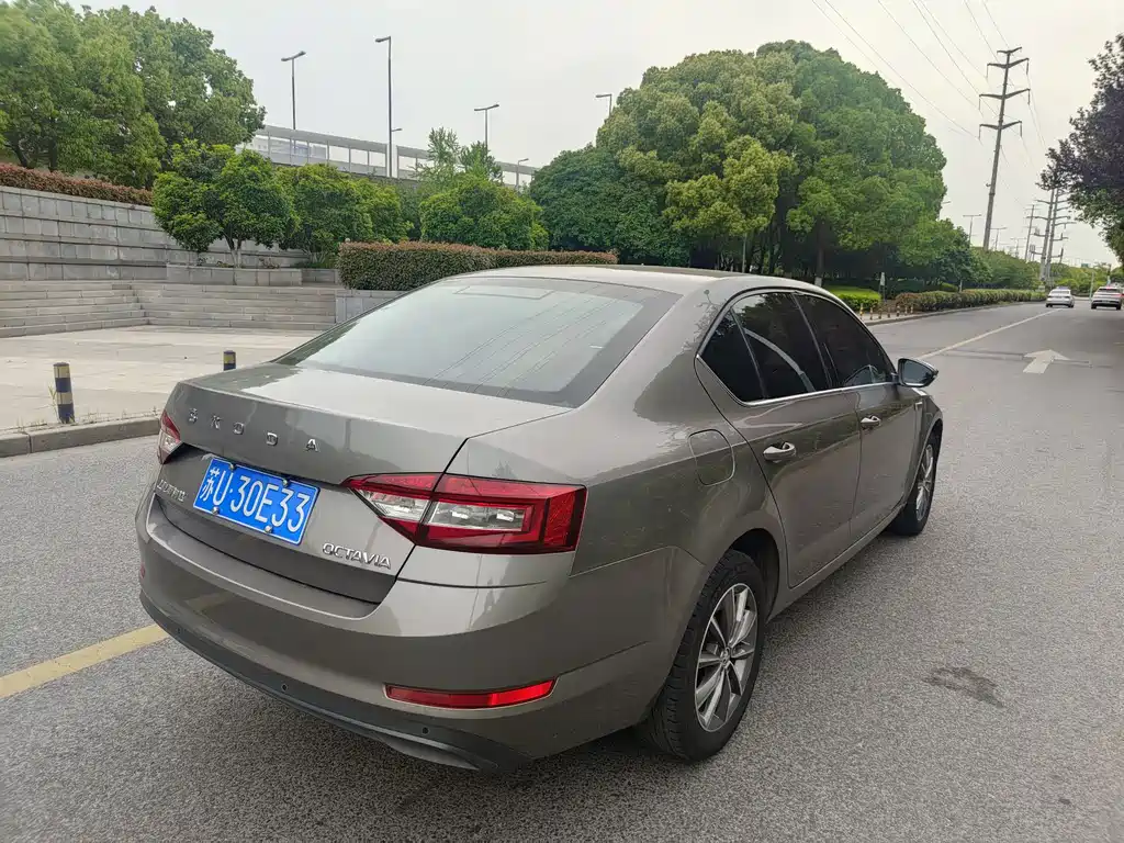 Skoda Octavia 2021