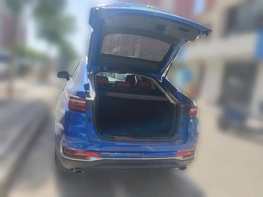 Changan CS85 COUPE 2019 — фото 16