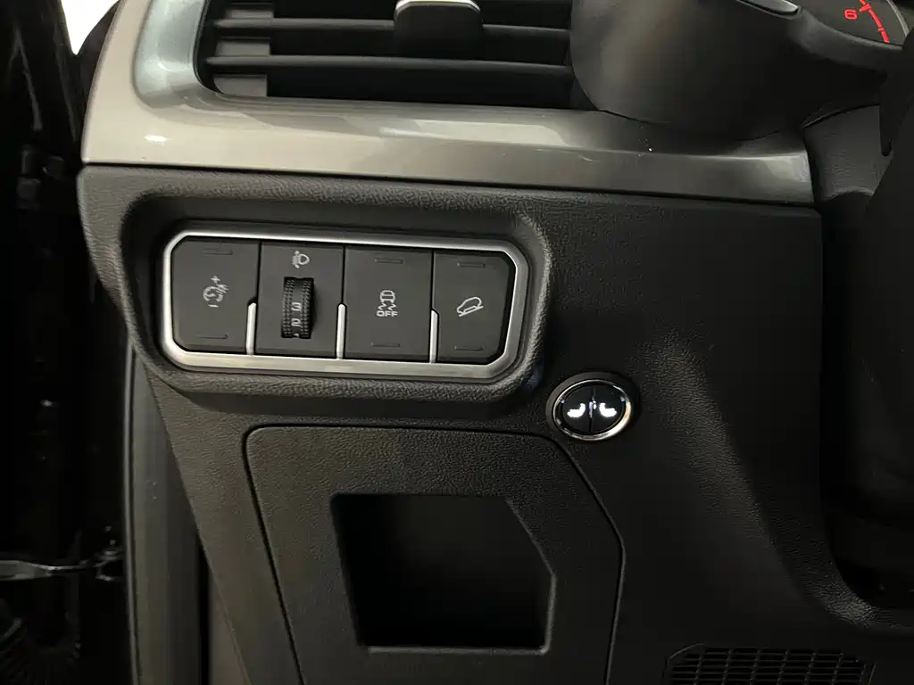 Haval H6 2023 — фото 17