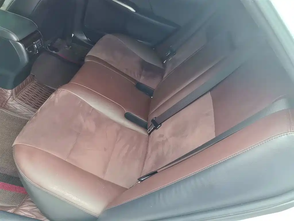 Toyota Camry 2016 — фото 17