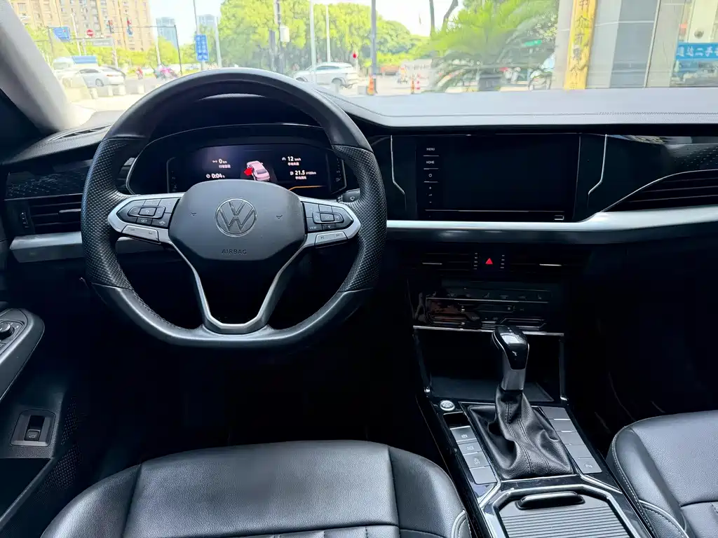 Volkswagen Passat 2021