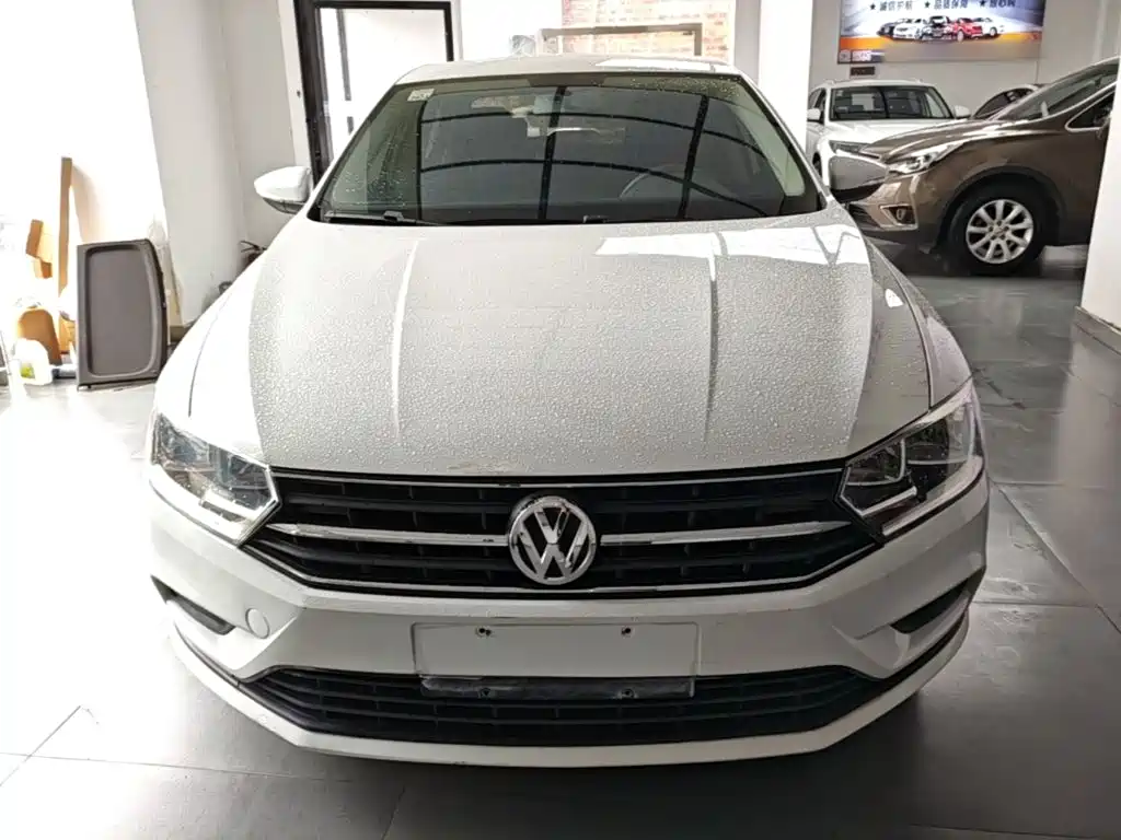 Volkswagen Bora 2021