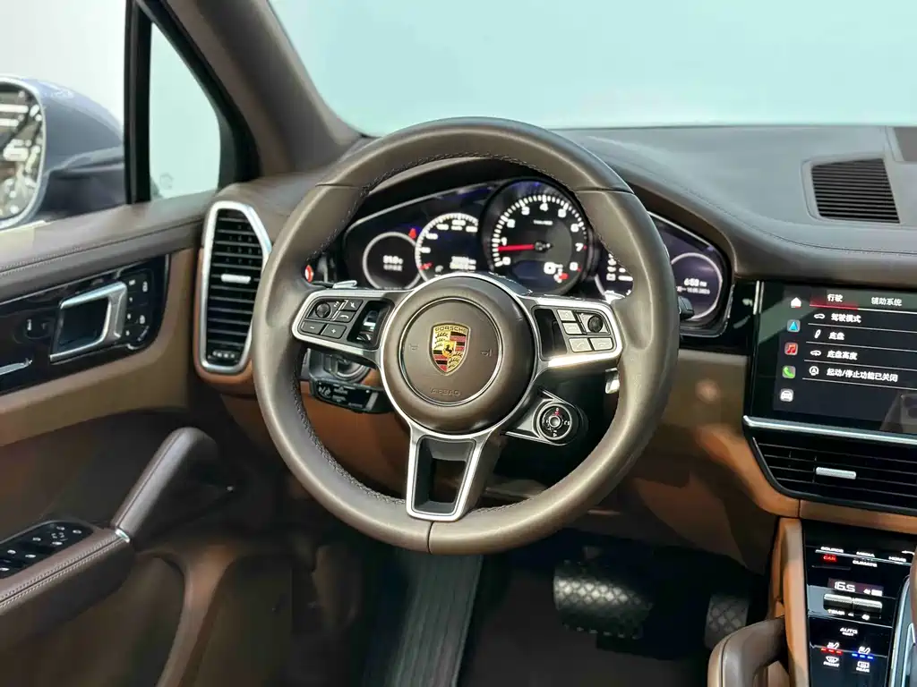 Porsche Cayenne 2022 — фото 17