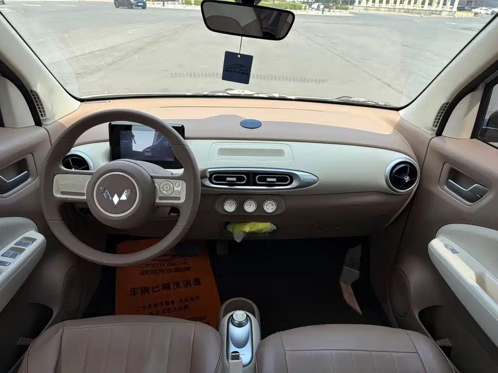 Wuling MINIEV 2025