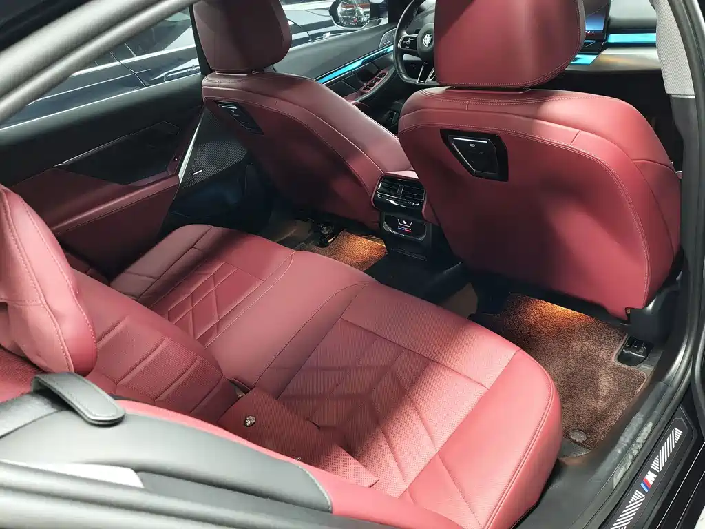 BMW 5 Series 2024