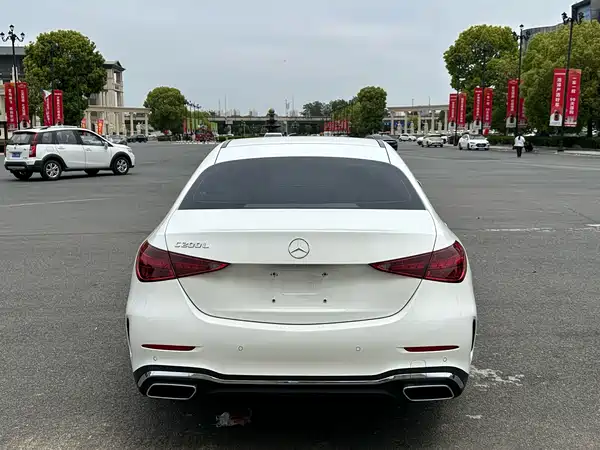 Mercedes-Benz C-Class 2022