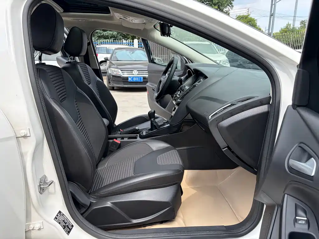 Ford Focus 2016