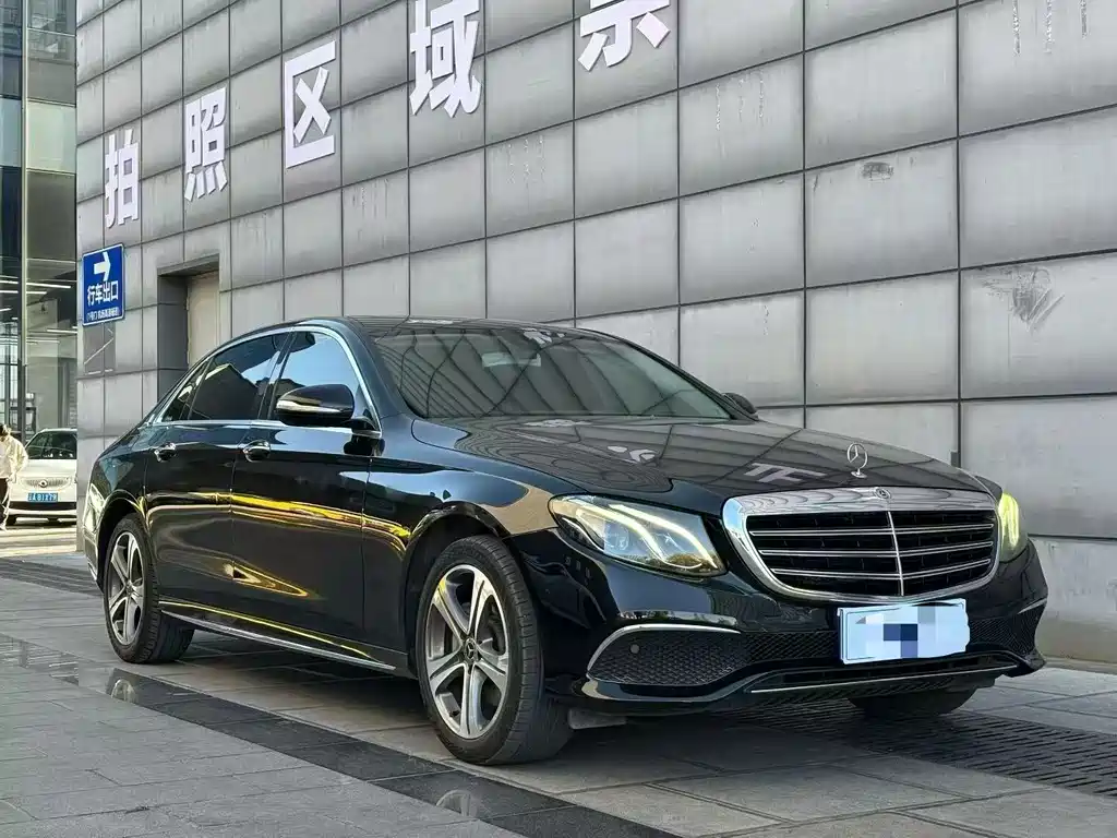 Mercedes-Benz E-Class 2018