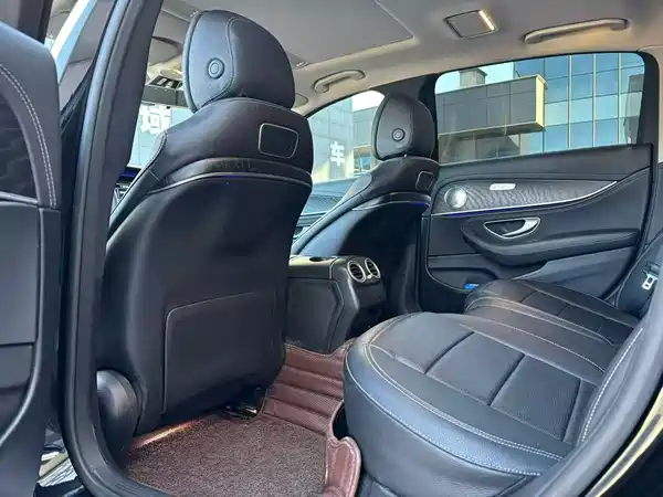 Mercedes-Benz E-Class 2018