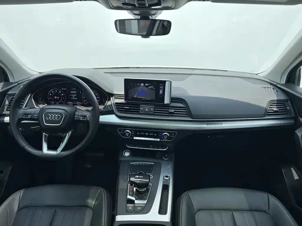 Audi Q5L 2020 — фото 7