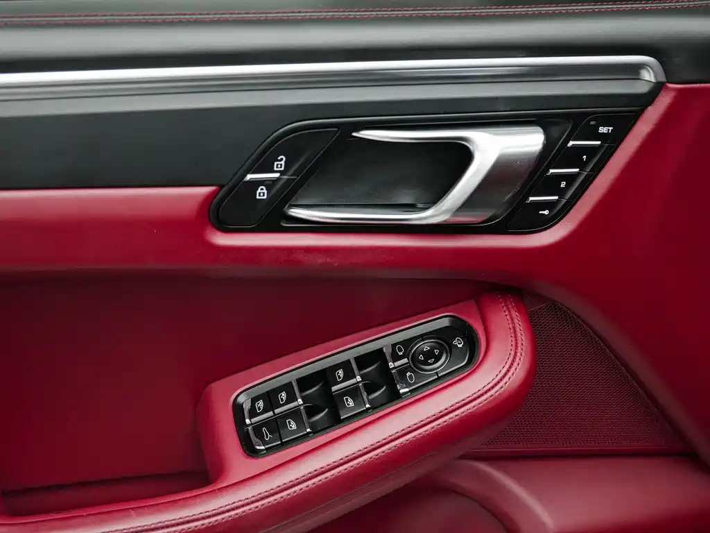 Porsche Macan 2020 — фото 7