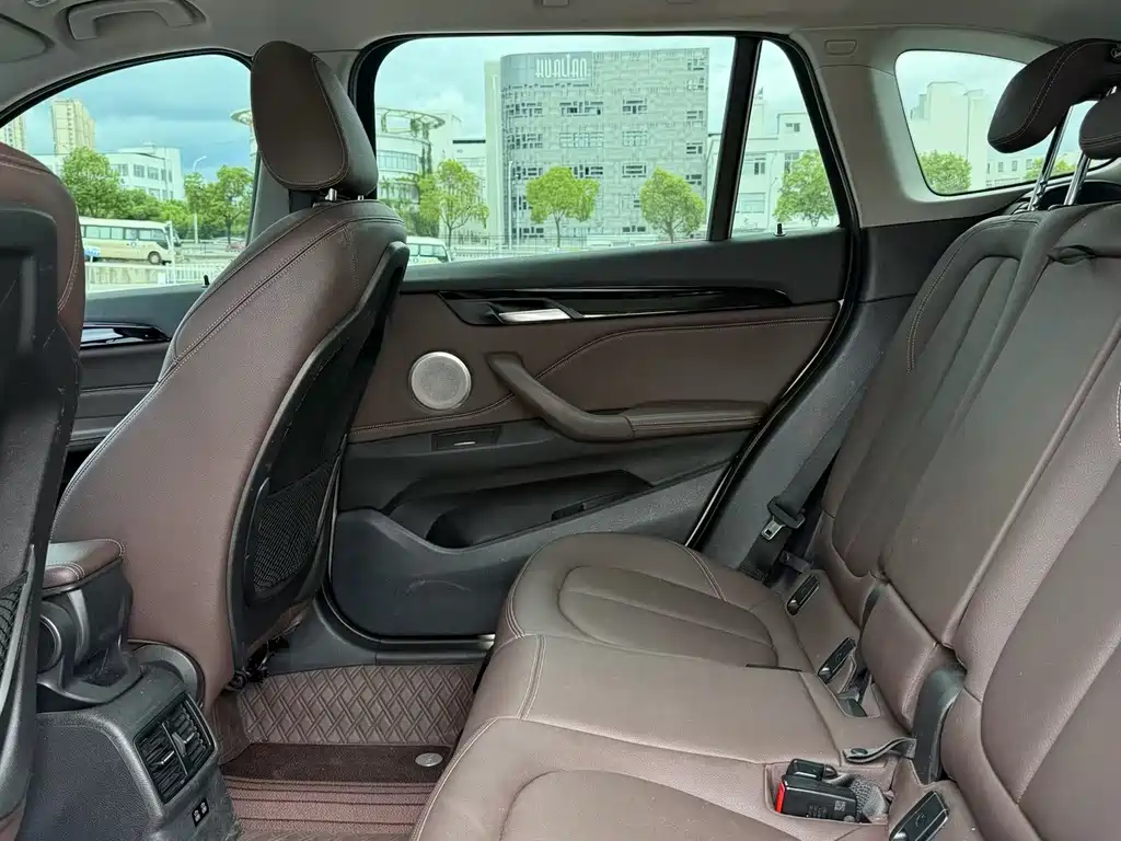 BMW X1 2021