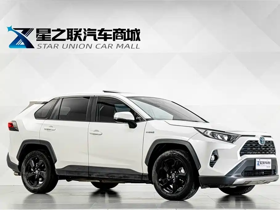 Toyota RAV4 2021 — фото 5
