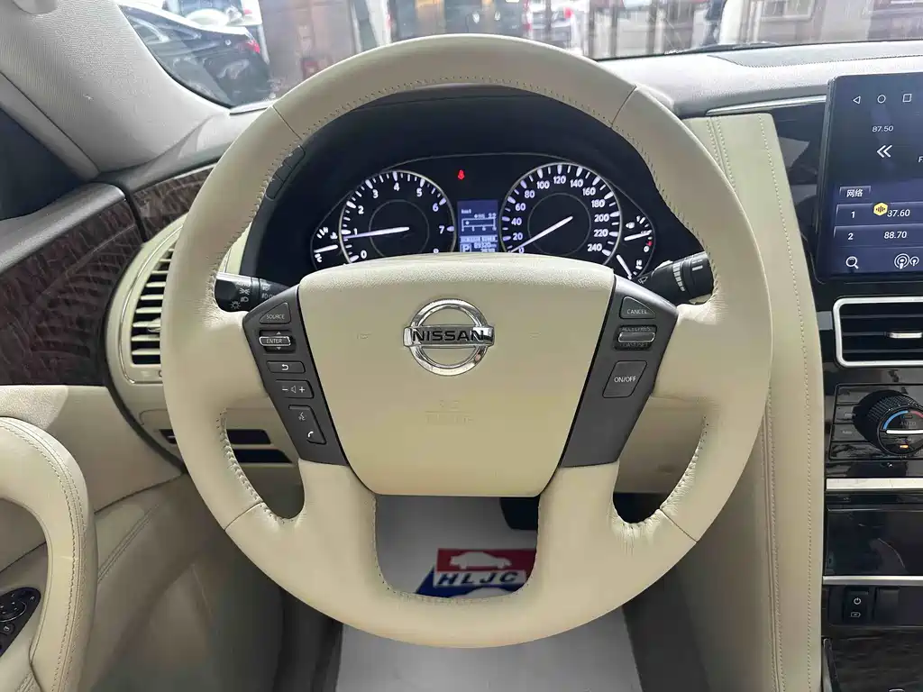 Nissan Patrol 2020 — фото 12
