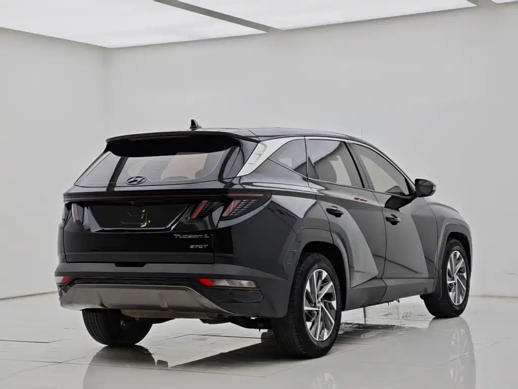 Hyundai Tucson 2022 — фото 10