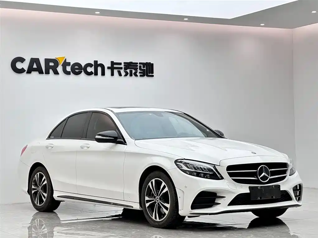 Mercedes-Benz C-Class 2019 — фото 6