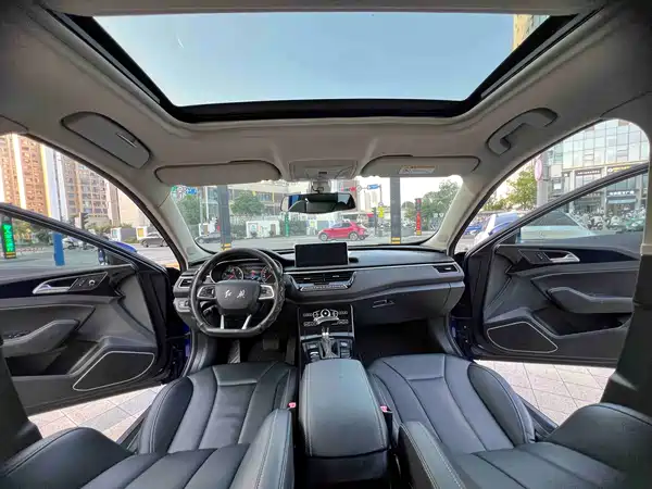 Hongqi H5 2019