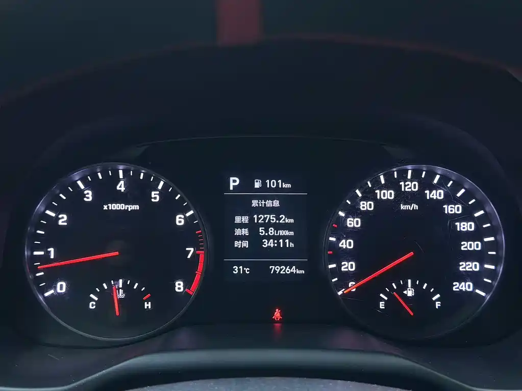 Hyundai Elantra 2020 — фото 10