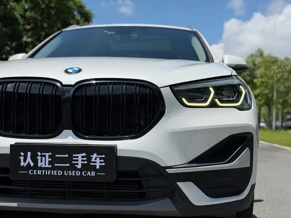 BMW X1 2021 — фото 8