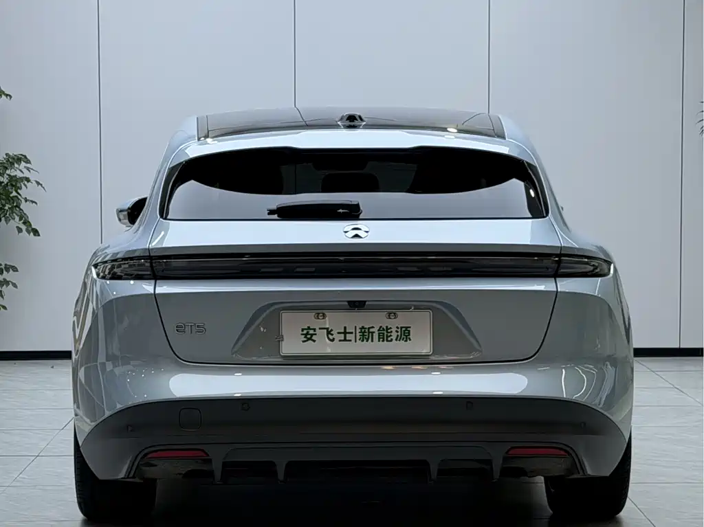 NIO ET5T 2023 — фото 16