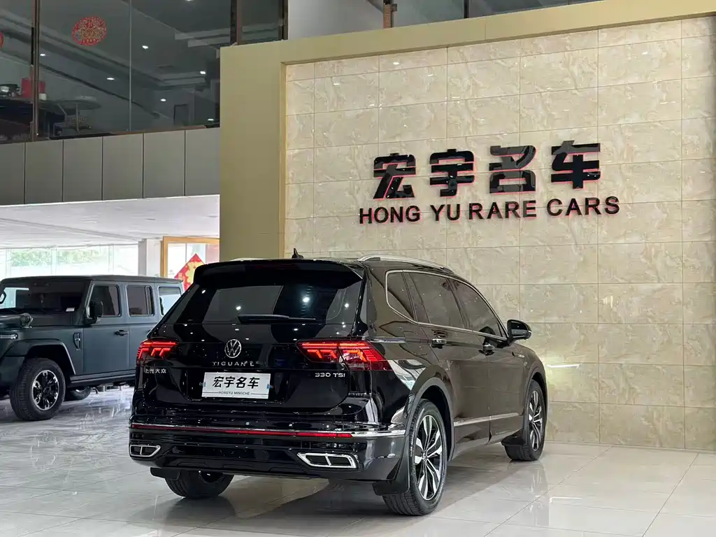 Volkswagen Tiguan L 2023 — фото 20