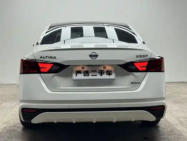 Nissan Teana 2021