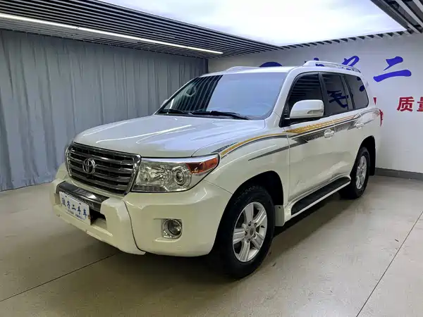 Toyota Land Cruiser 2015