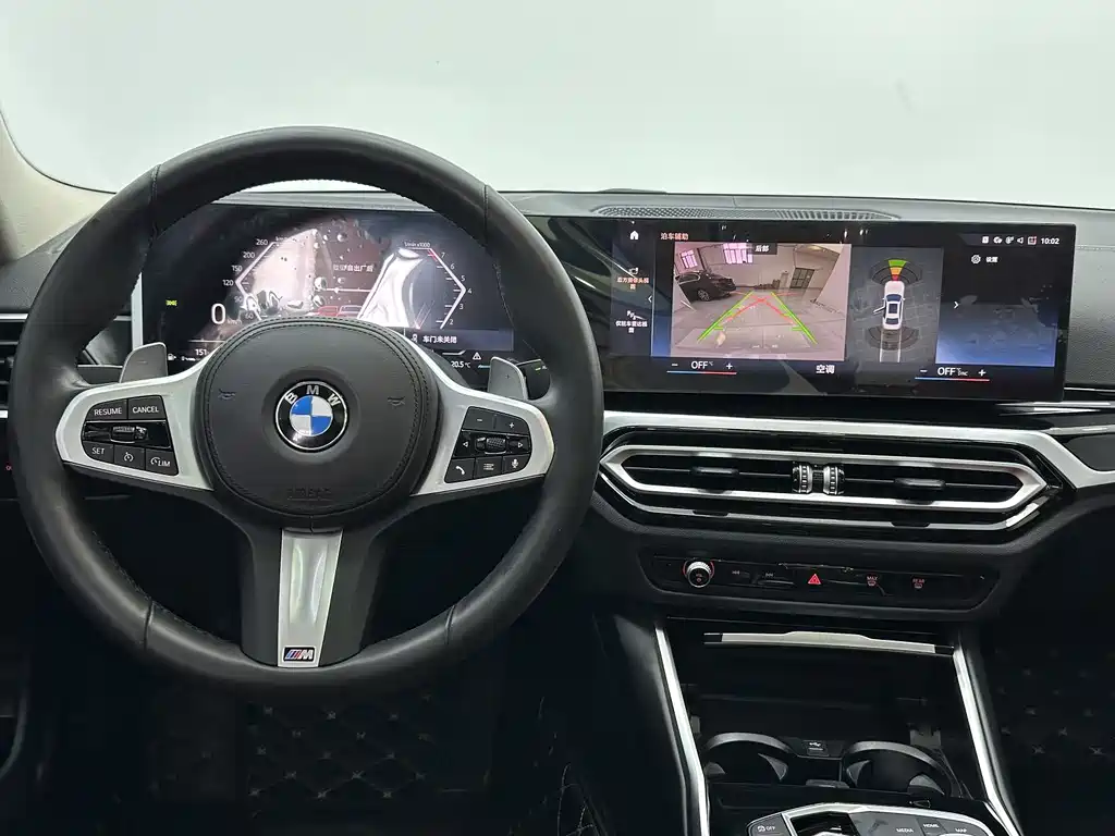 BMW 3 Series 2023 — фото 11