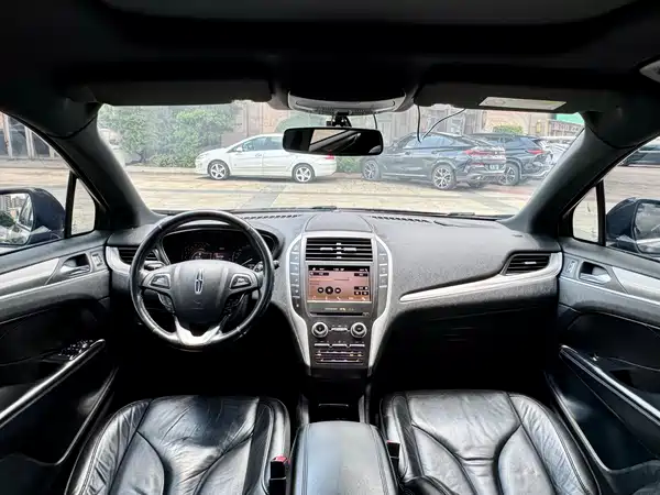 Lincoln MKC 2019