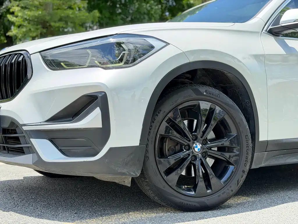 BMW X1 2021 — фото 18