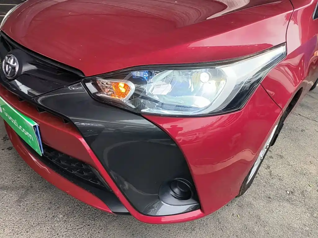 Toyota Yaris L 2019 — фото 24
