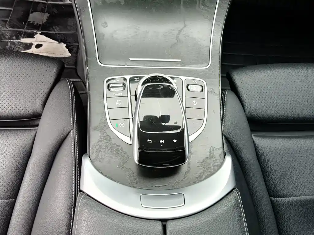 Mercedes-Benz C-Class 2017 — фото 16