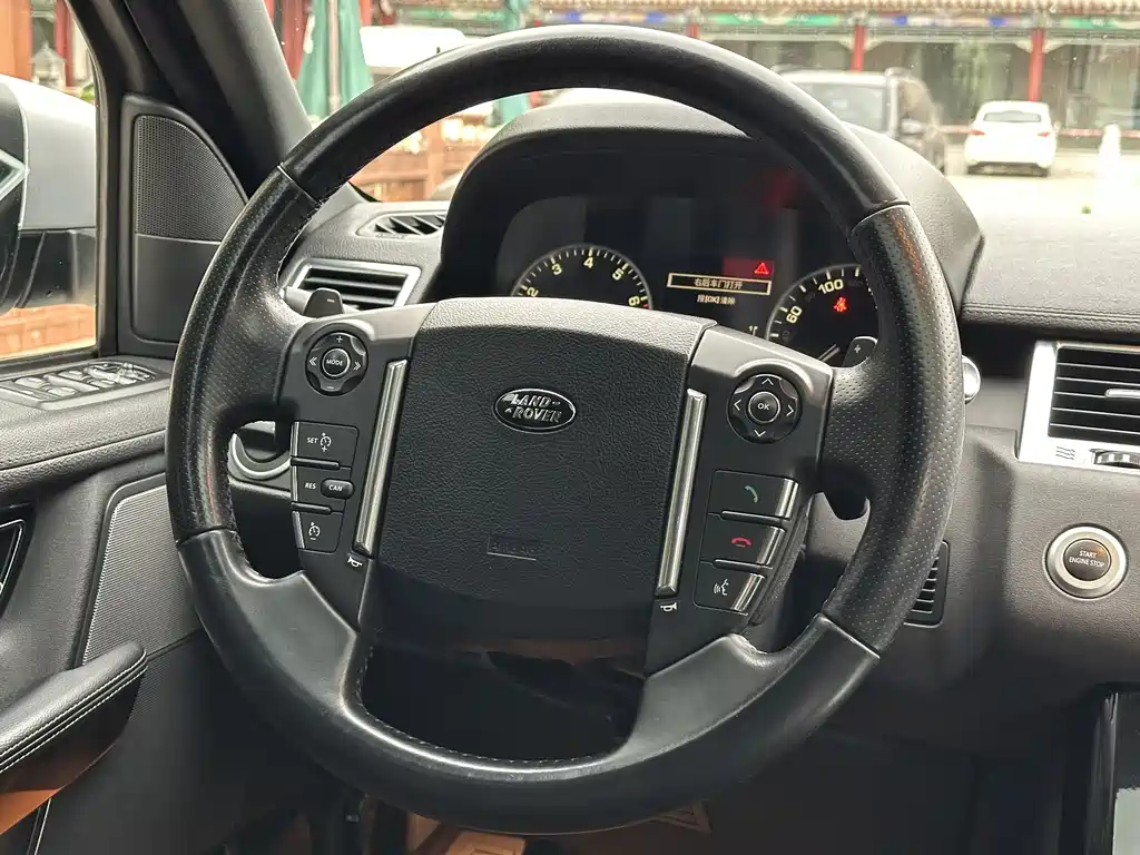 Land Rover Sport 2013 — фото 15