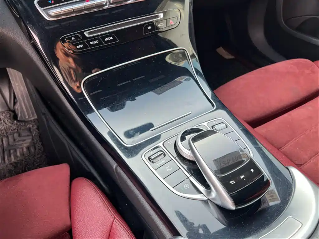Mercedes-Benz C-Class 2018 — фото 12