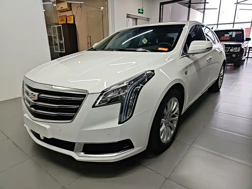 Cadillac XTS 2019 — фото 1