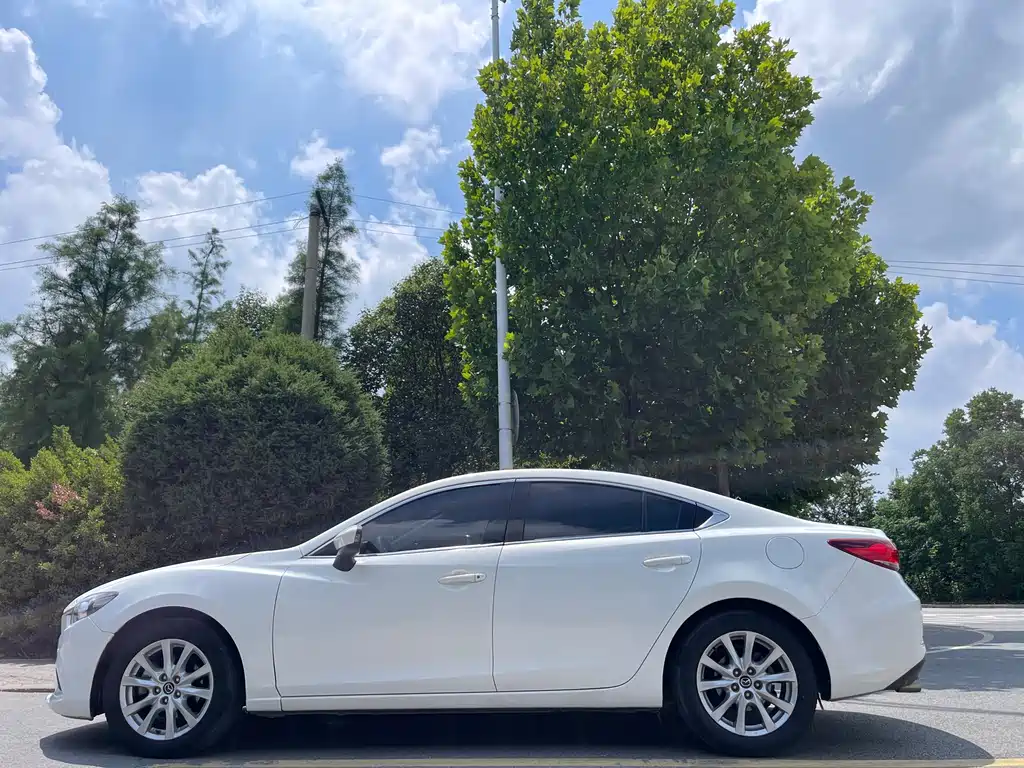 Mazda Atenza 2014