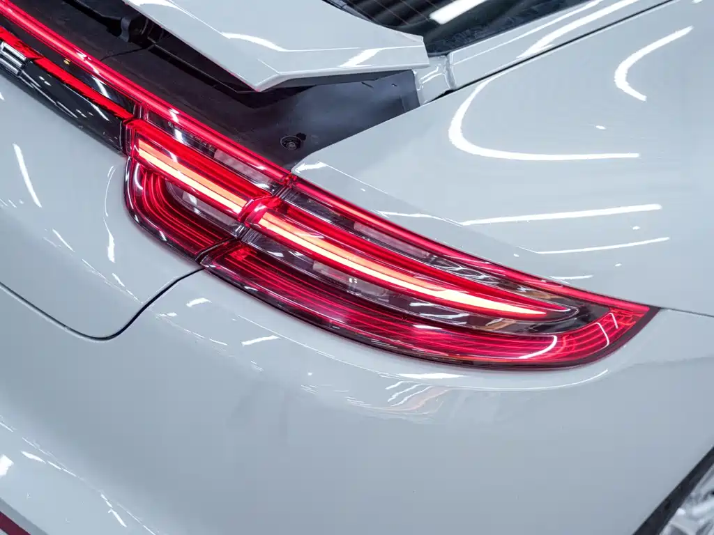 Porsche Panamera 2018 — фото 8