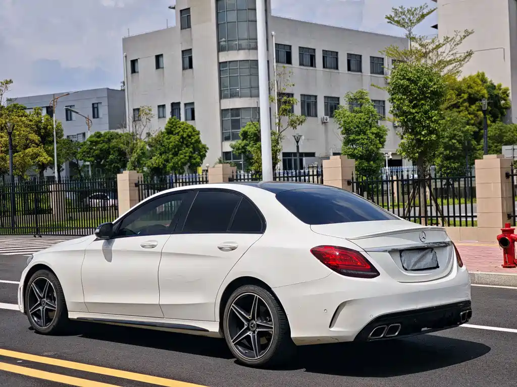 Mercedes-Benz C-Class 2020