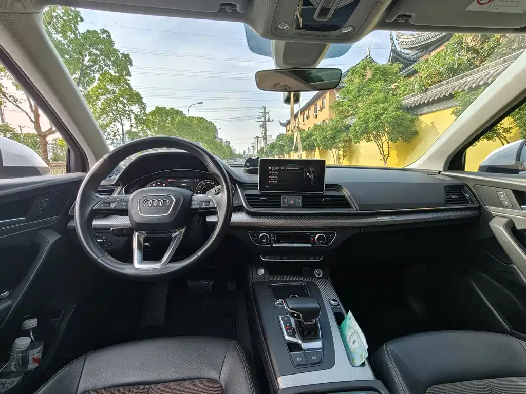 Audi Q5L 2019 — фото 12