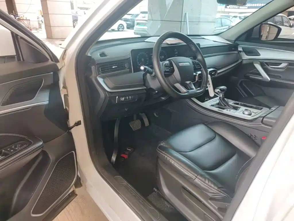 Jetour X70 PLUS 2022 — фото 16