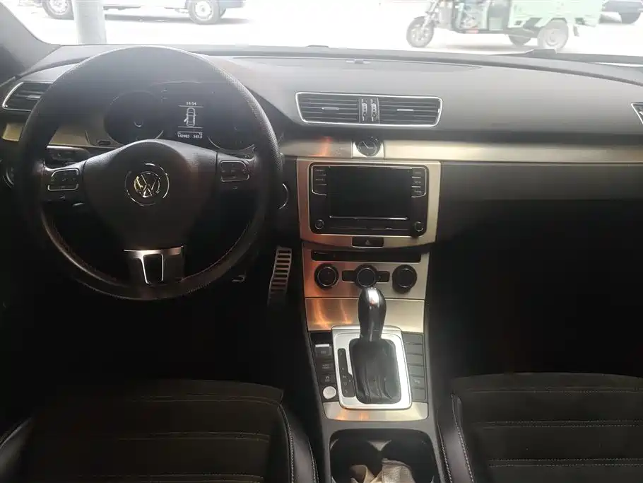 Volkswagen CC 2018 — фото 12