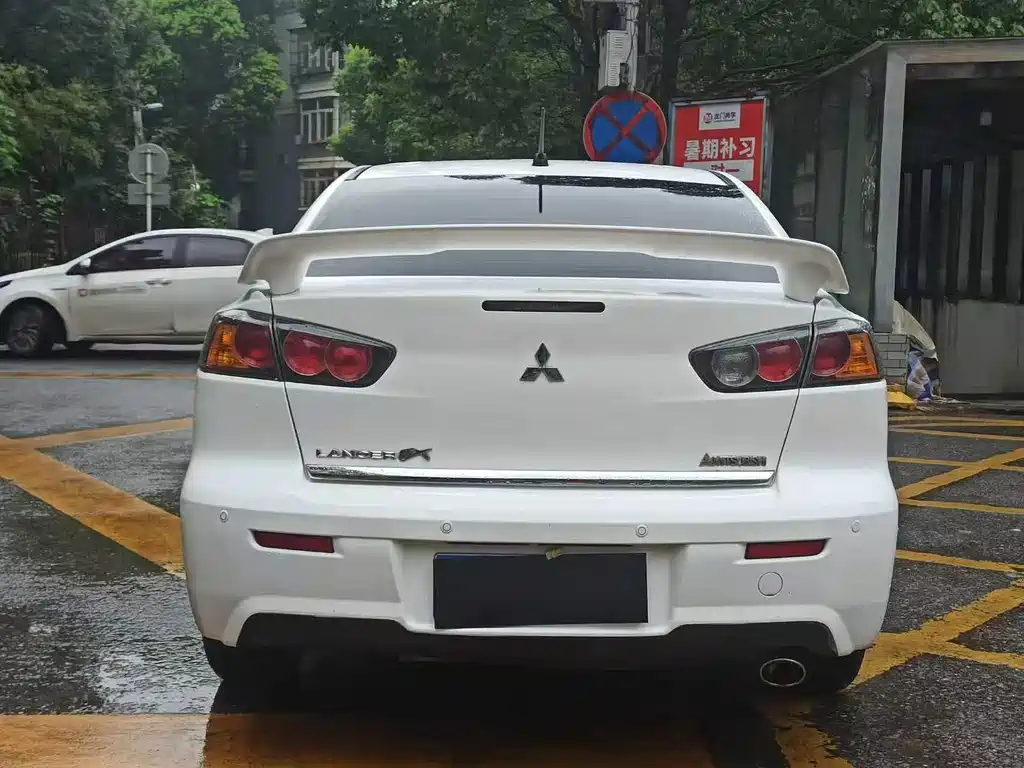 Mitsubishi Lancer EX 2013 — фото 13