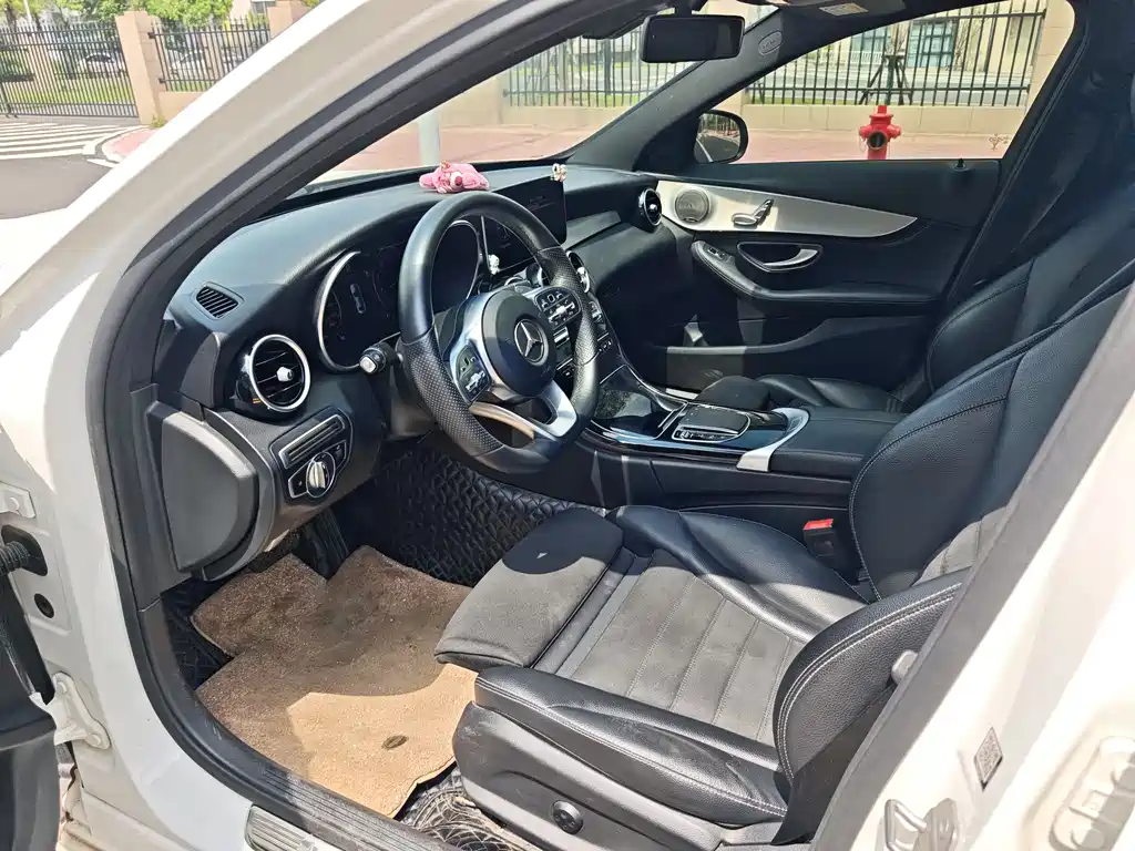 Mercedes-Benz C-Class 2020