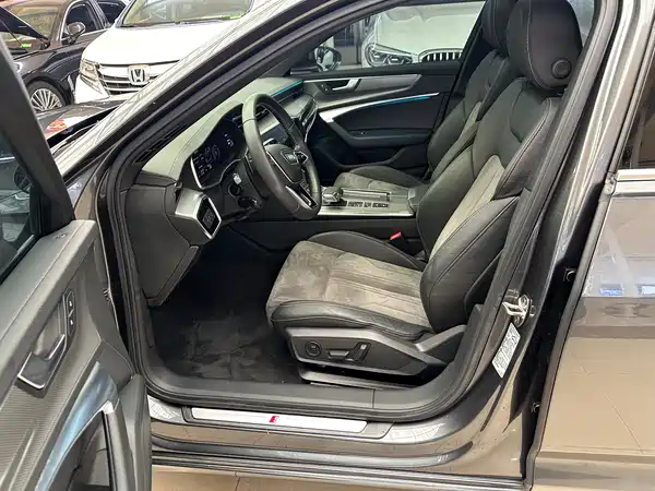 Audi A6L 2020