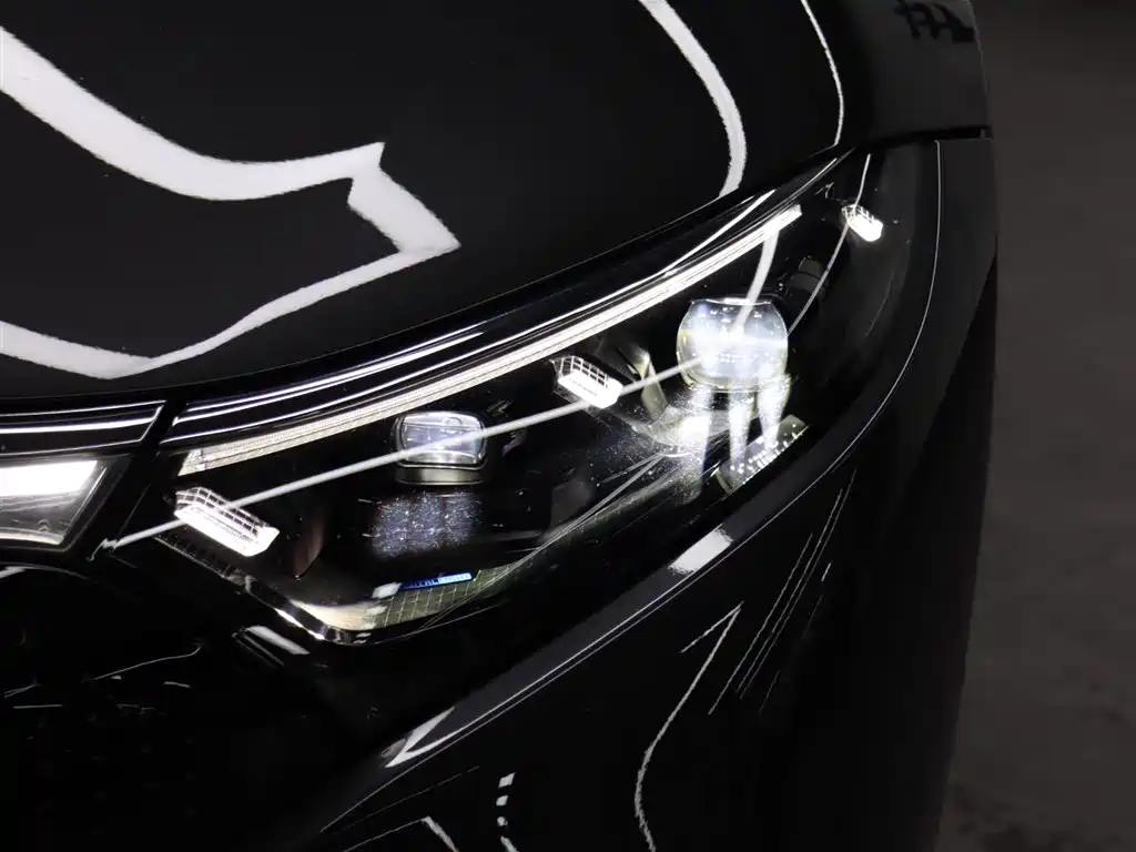 Mercedes-Benz EQS 2023 — фото 33