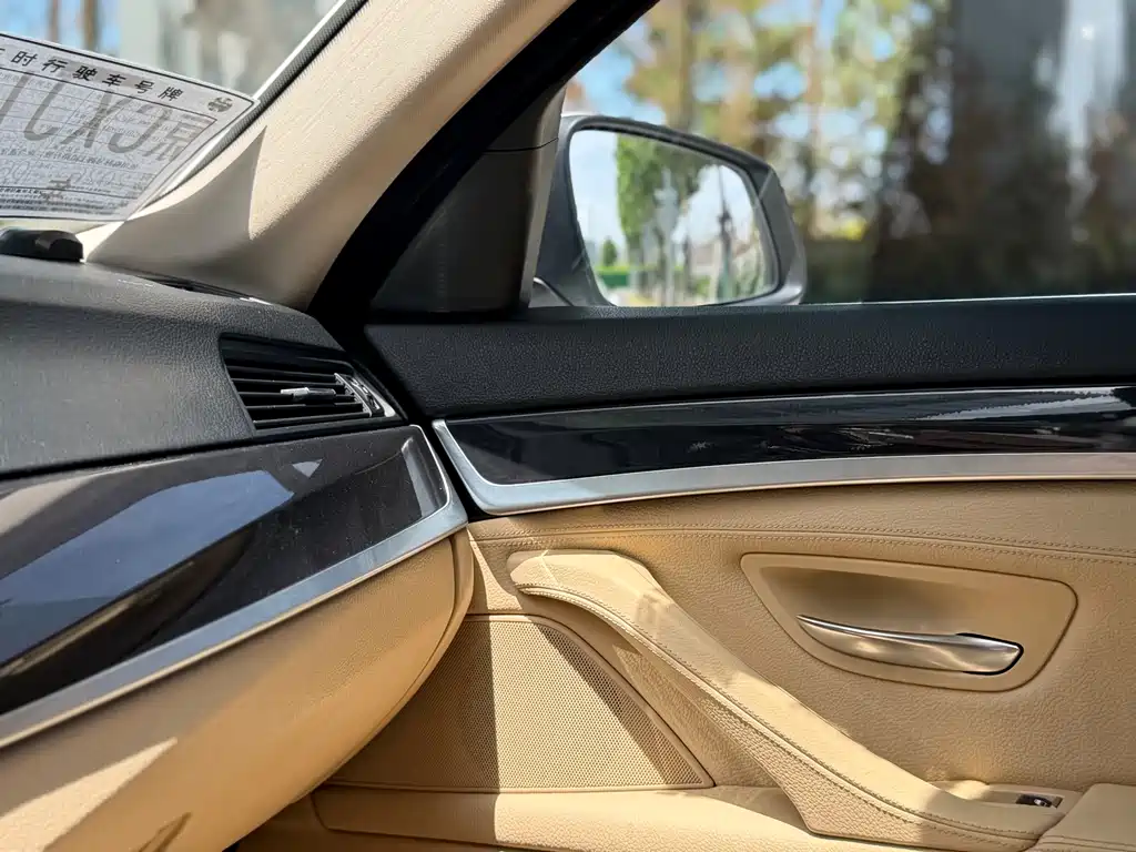 BMW 5 Series 2013 — фото 14