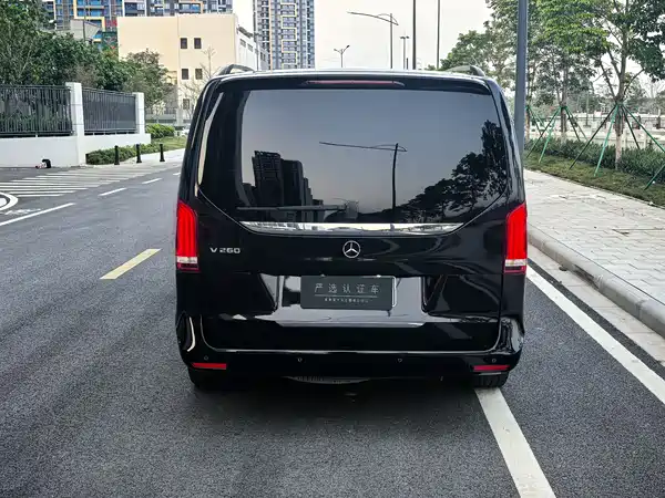 Mercedes-Benz V-Class 2021