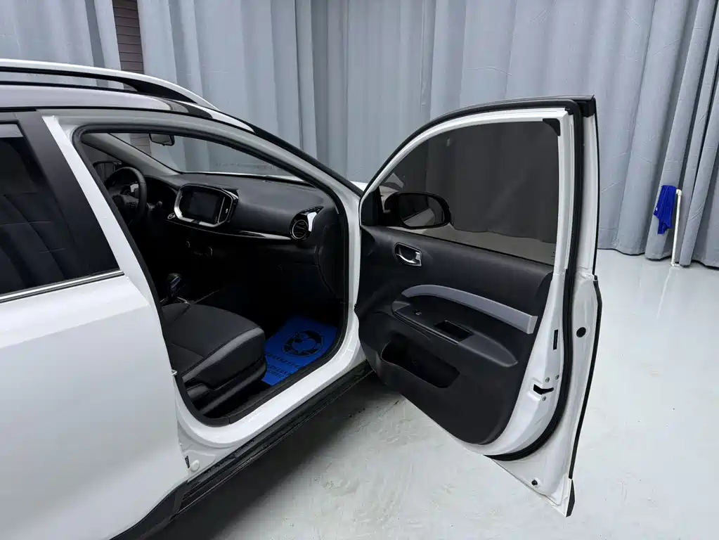 Kia KX1 2022 — фото 13